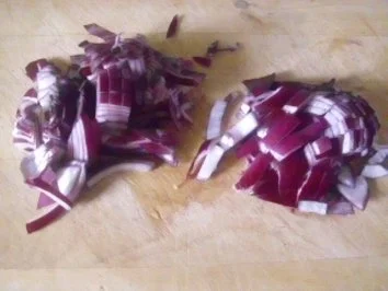 verstecktes Kotelett unterem Spiegelei mit Bratkartoffeln - Rezept - Bild Nr. 3