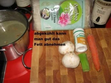 Rezept: Entensuppe mit Gemüsejulienne Bild Nr. 3 Entensuppe mit Gemüsejulienne - Rezept - Bild Nr. 3