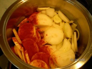 Rezept: Rumpsteak Pfälzer Art mit gemischtem Salat Bild Nr. 2 Rumpsteak Pfälzer Art mit gemischtem Salat - Rezept - Bild Nr. 2