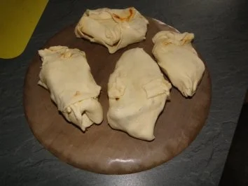 Rezept: Blumenkohl in Zitronenbuttersauce mit Hähnchenbrust in Blätterteig Bild Nr. 4 Blumenkohl in Zitronenbuttersauce mit Hähnchenbrust in Blätterteig - Rezept - Bild Nr. 4