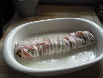 Rezept: Schweinefilet im Bärlauch-Speck-Mantel Bild Nr. 2 Schweinefilet im Bärlauch-Speck-Mantel - Rezept - Bild Nr. 2