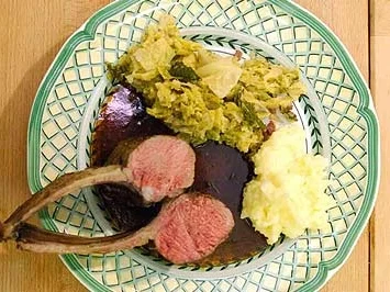Lammcarré mit Wirsing und getrüffeltem Kartoffelpüree - Rezept