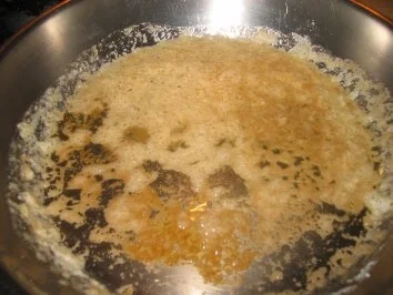 Rezept: Dessert: Ostereier, die keiner mag....Schokomousse an warmen Bananen! Bild Nr. 4 Dessert: Ostereier, die keiner mag....Schokomousse an warmen Bananen! - Rezept - Bild Nr. 4