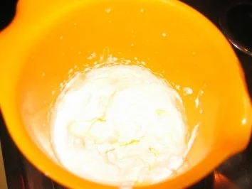 Rezept: Dessert: Ostereier, die keiner mag....Schokomousse an warmen Bananen! Bild Nr. 10 Dessert: Ostereier, die keiner mag....Schokomousse an warmen Bananen! - Rezept - Bild Nr. 10