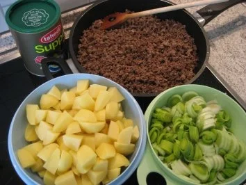 Hackfleisch-Lauch-Kartoffelpfanne - Rezept