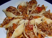 Rezept: Rießenmuschelnudeln mit Hackfleischsauce Rießenmuschelnudeln mit Hackfleischsauce - Rezept