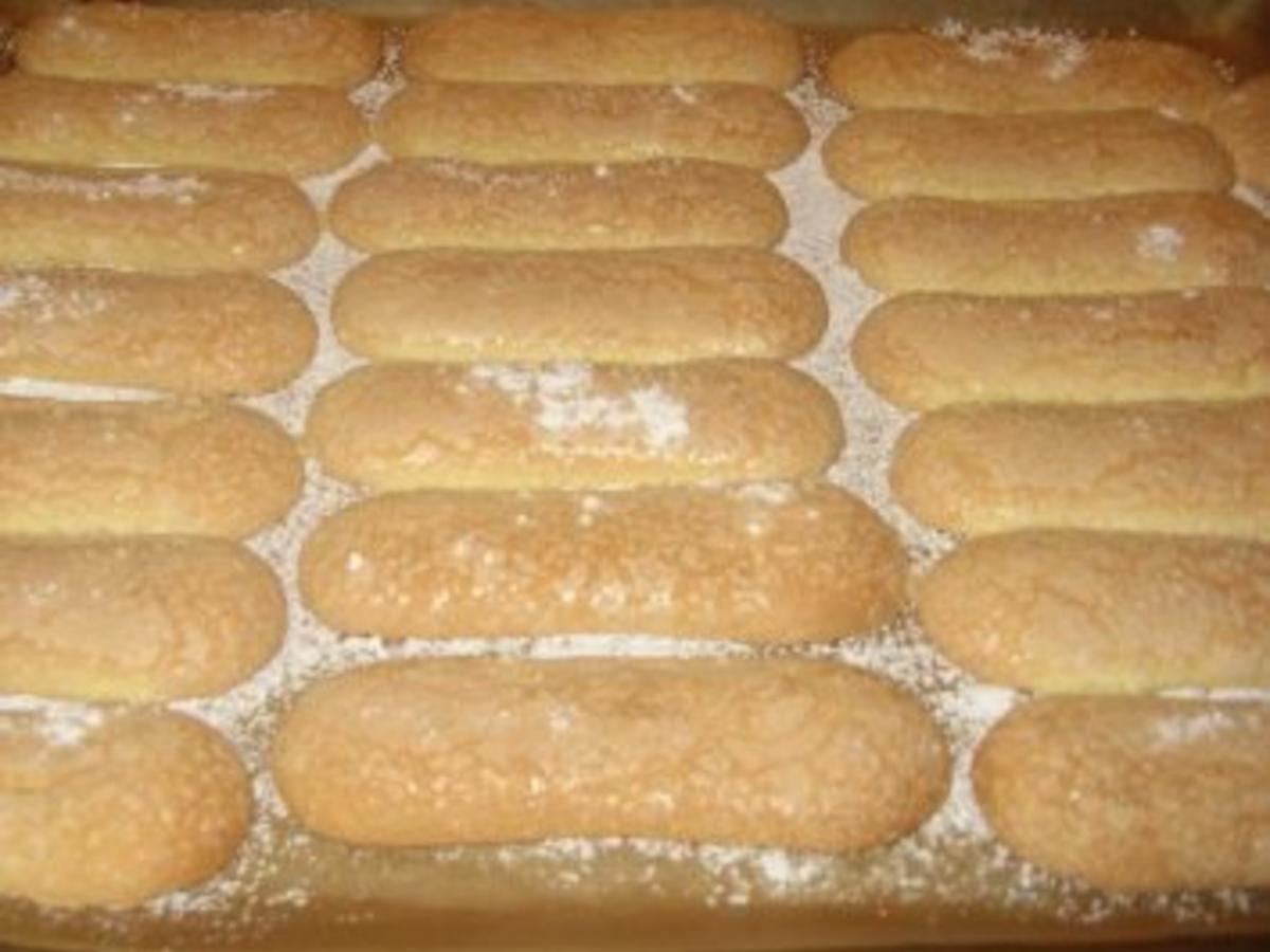 Löffelbiskuit - Rezept mit Bild - kochbar.de