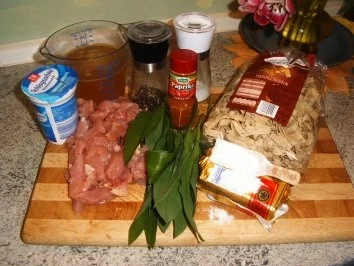 Rezept: Puten -Nudel-Pfanne mit Bärlauch Bild Nr. 2 Puten -Nudel-Pfanne mit Bärlauch - Rezept - Bild Nr. 2