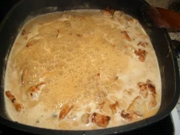 Rezept: Puten -Nudel-Pfanne mit Bärlauch Bild Nr. 6 Puten -Nudel-Pfanne mit Bärlauch - Rezept - Bild Nr. 6