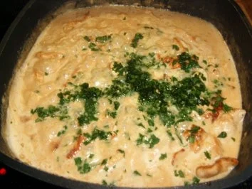 Rezept: Puten -Nudel-Pfanne mit Bärlauch Bild Nr. 7 Puten -Nudel-Pfanne mit Bärlauch - Rezept - Bild Nr. 7