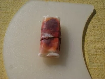 Rezept: Mozarella im Speckmantel Bild Nr. 4 Mozarella im Speckmantel - Rezept - Bild Nr. 4