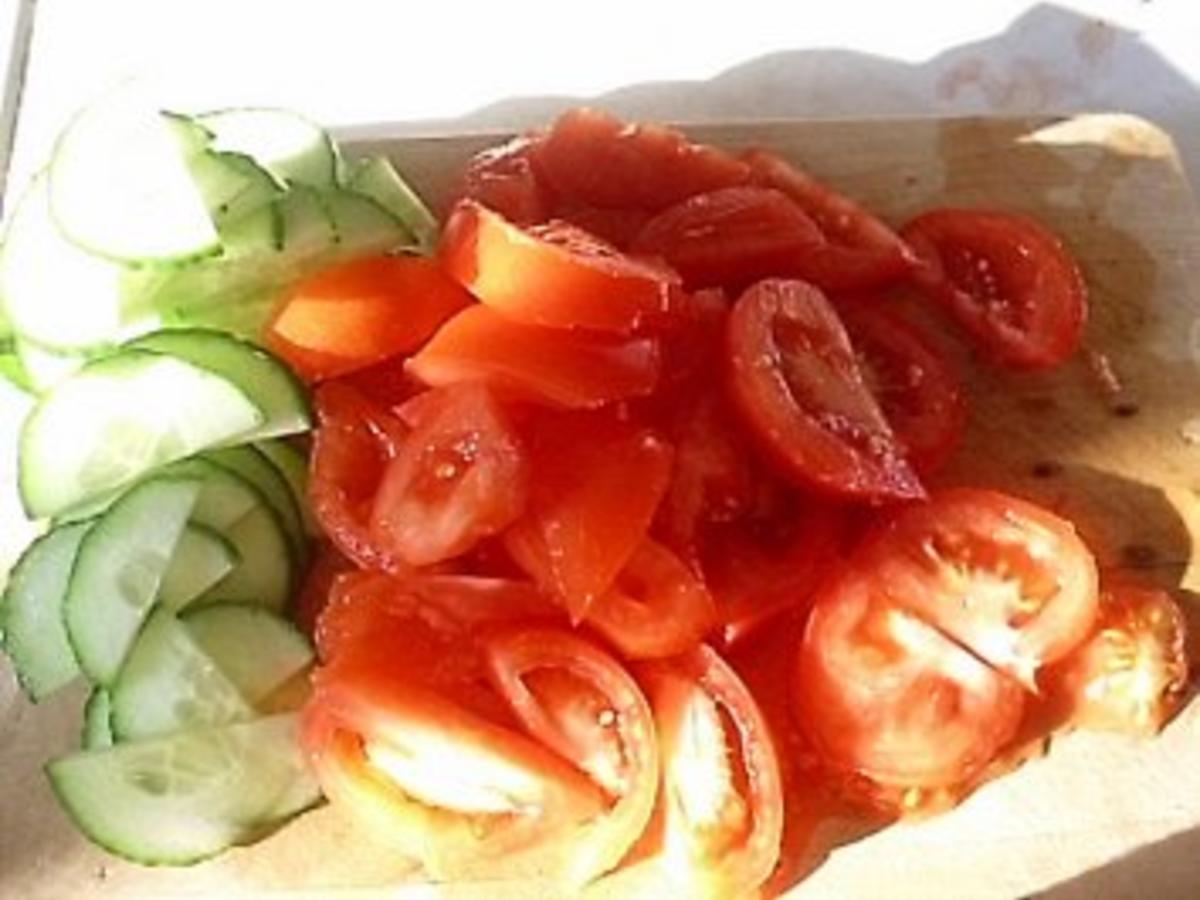 Tomaten Gurkensalat ~ Damates Salatasi - schnell &amp; einfach - von gabi-63