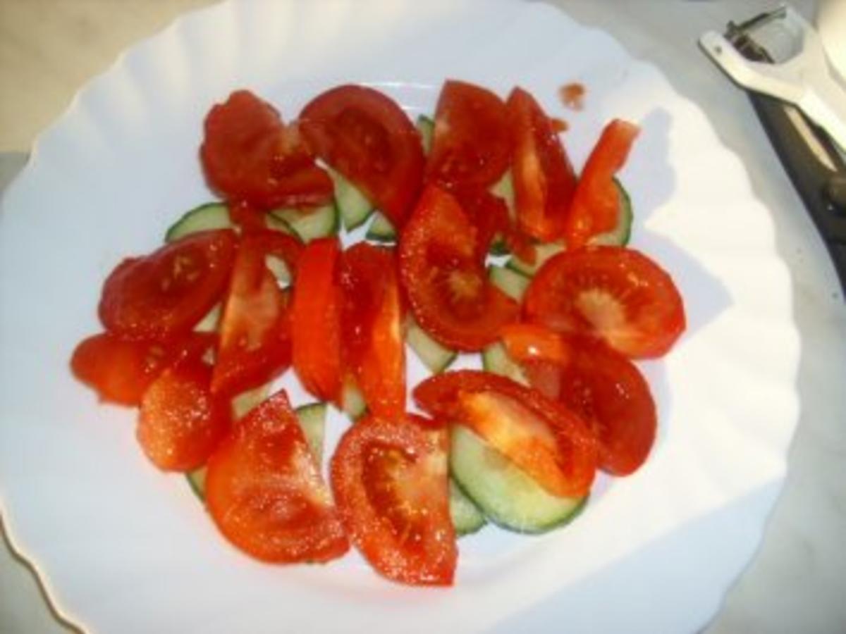 Tomaten Gurkensalat ~ Damates Salatasi - schnell &amp; einfach - von gabi-63
