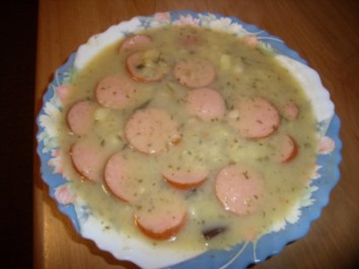 Berliner Kartoffelsuppe mit Bockwurst - Rezept - kochbar.de