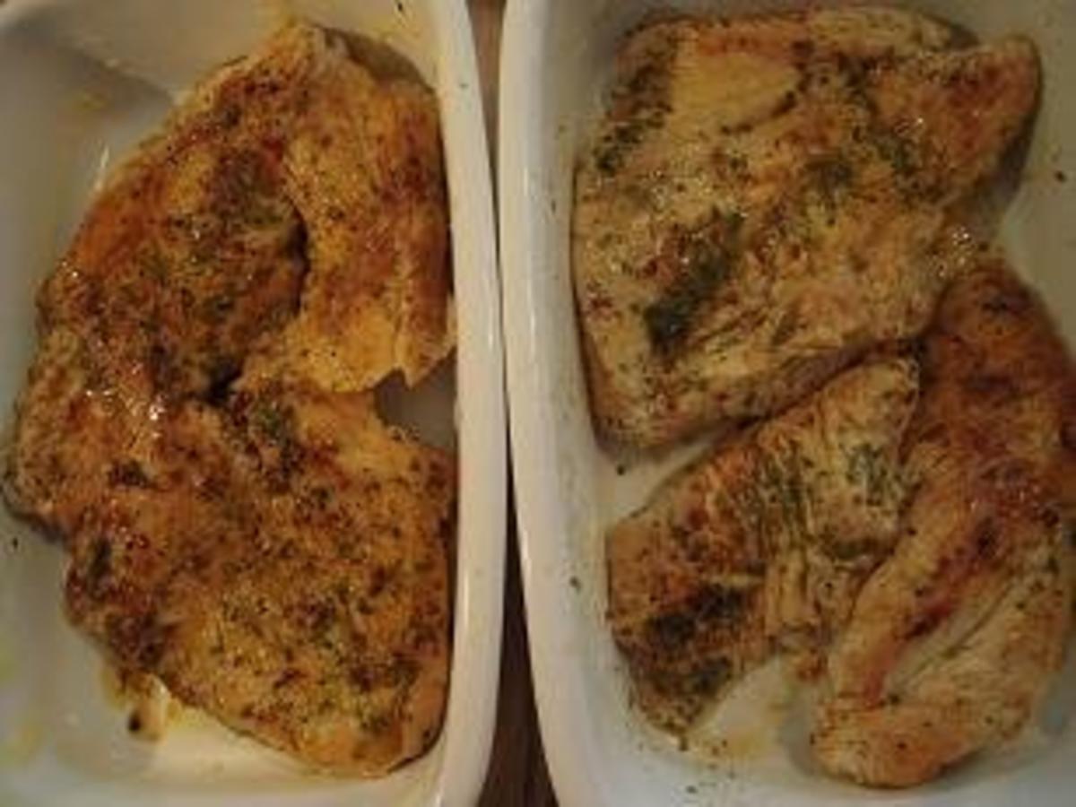 Spargel legt sich auf Putenschnitzel und wird mit  Käsesoße überbacken - Rezept - Bild Nr. 5