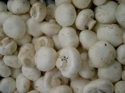 Gefüllte Riesen-Champis mit Bulgarischen Schafskäse (scharf) - Rezept