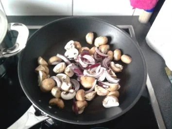 kalorienbewusstes Hühnerfrikassee - Rezept - Bild Nr. 2