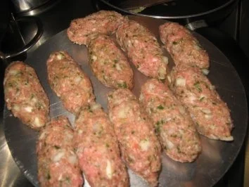 Rezept: Fleisch: Wasabi-Petersilienröllchen an frischem Champignonsößchen... Bild Nr. 6 Fleisch: Wasabi-Petersilienröllchen an frischem Champignonsößchen... - Rezept - Bild Nr. 6