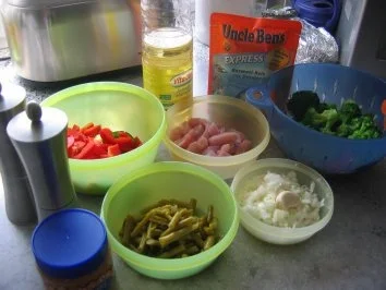 Puten-Gemüse-Pfanne mit einer Erdnusscreme - Rezept - Bild Nr. 2