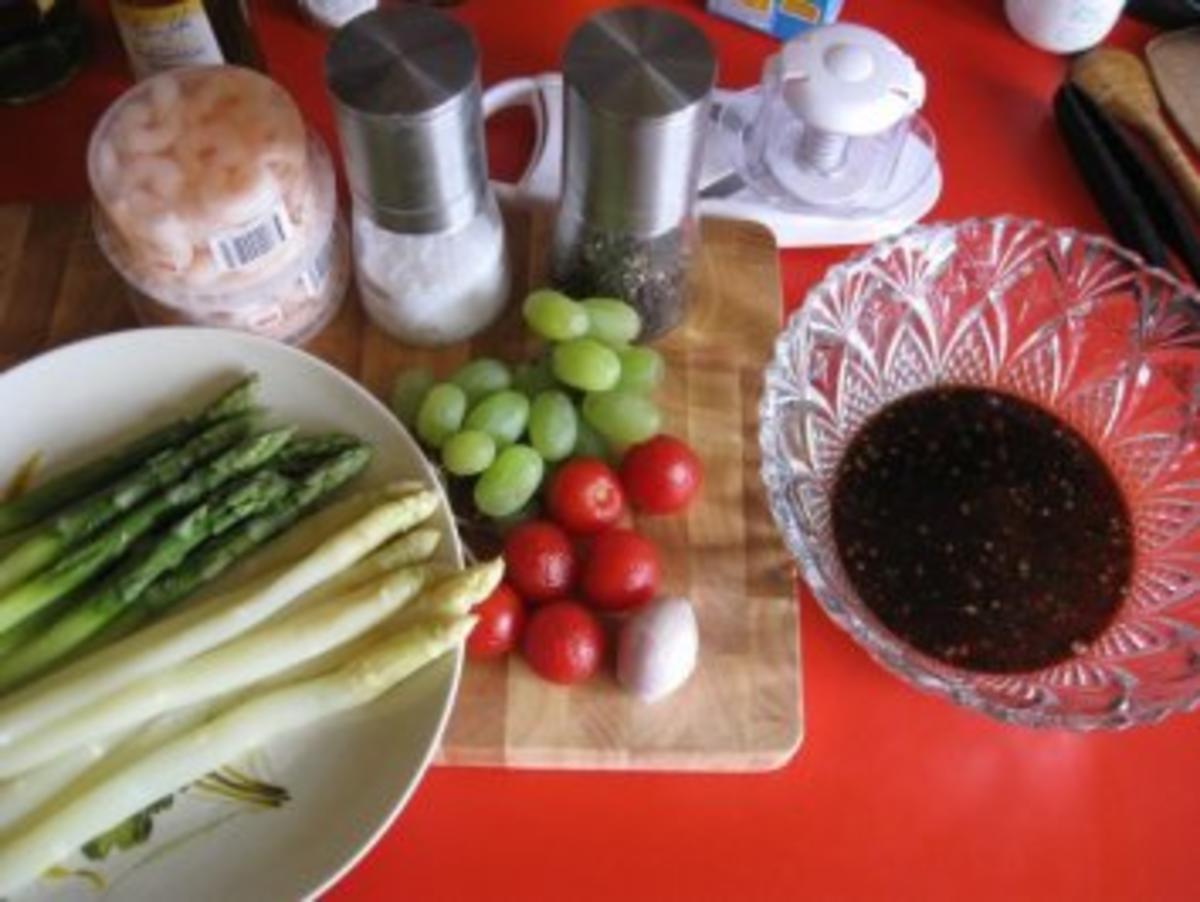 Spargelsalat  -  fruchtig mit Garnelen - Rezept - Bild Nr. 3