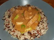 Rezept: Erdnuss-Pute mit Lauchzwiebeln Erdnuss-Pute mit Lauchzwiebeln - Rezept