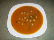 Kürbiscremsuppe mit Champignons und Feldsalatstreifen - Rezept