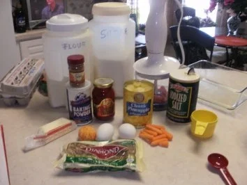 Rezept: Kuchen - Karotten-Ananas mit Manderinen umgedrehter Kuchen Bild Nr. 2 Kuchen - Karotten-Ananas mit Manderinen umgedrehter Kuchen - Rezept - Bild Nr. 2