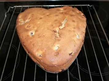 Kirsch-Marzipan-Kuchen - Rezept - Bild Nr. 2