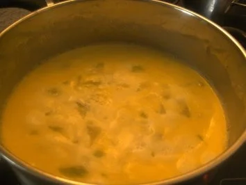 Rezept: Melonen-Zuchini-Schaum-Süppchen Bild Nr. 5 Melonen-Zuchini-Schaum-Süppchen - Rezept - Bild Nr. 5