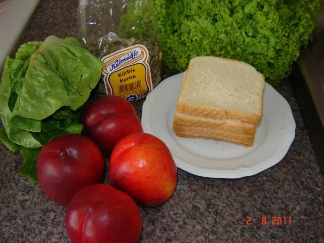 Salate : Fruchtiger Sommersalat - Rezept - Bild Nr. 2