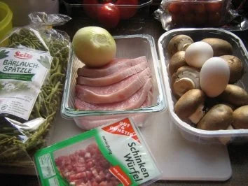 Schnitzel Jägerart an Bärlauchspätzle - Rezept - Bild Nr. 2