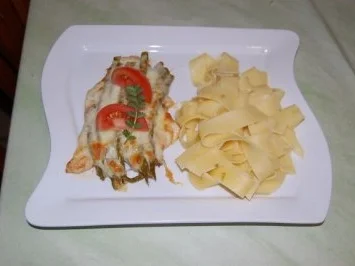 Putenschnitzel mit grünem Spargel und Mozzarella gratiniert - Rezept - Bild Nr. 5