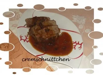 Rinderbug mit Rosinen - Zwiebelsoße - Rezept