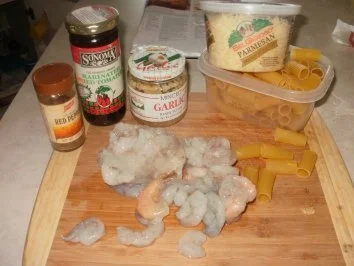 Pasta- Rigatoni mit Shrimp und getrockneten Tomaten  mit kick - Rezept