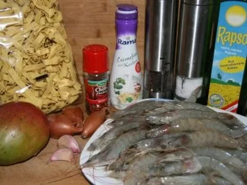 Rezept: Crevetten: King Prawns mit Bandnudeln und Mango-Chili-Sauce Bild Nr. 2 Crevetten: King Prawns mit Bandnudeln und Mango-Chili-Sauce - Rezept - Bild Nr. 2