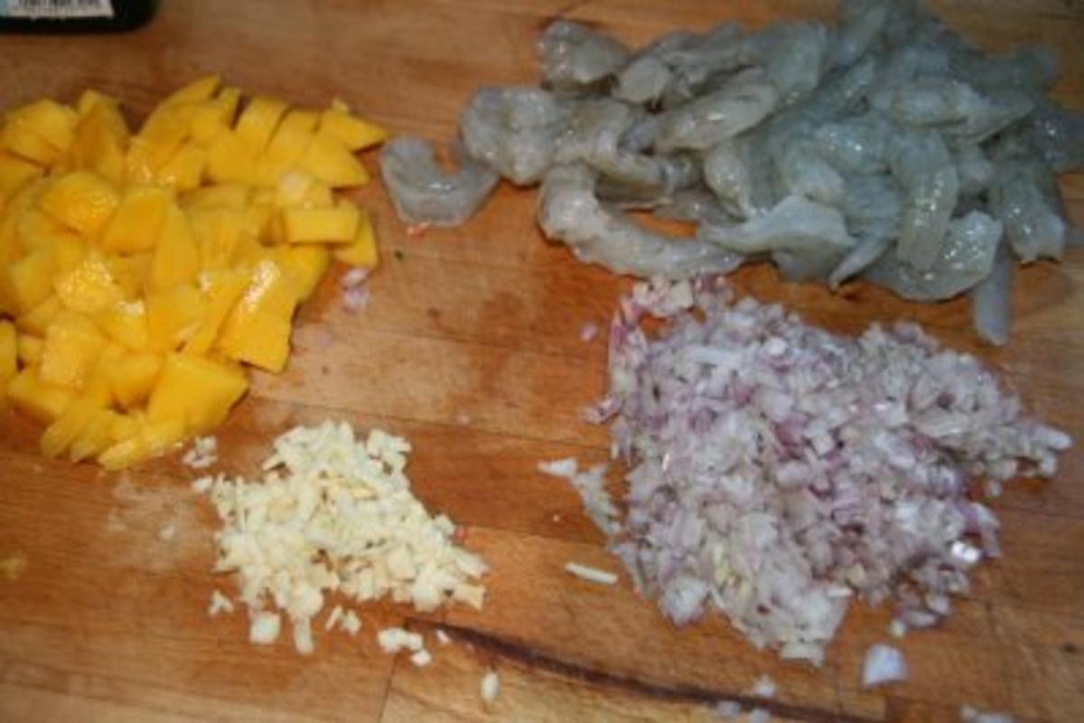 Crevetten: King Prawns mit Bandnudeln und Mango-Chili-Sauce - Rezept - Bild Nr. 3