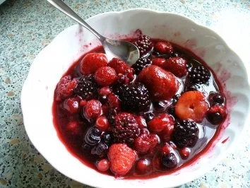 Crépetütchen gefüllt mit Beeren - Rezept - Bild Nr. 4