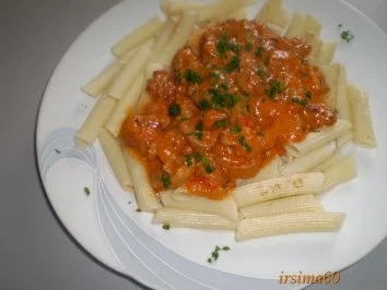 Rezept: Scharfe Hacksoße mit Penne Bild Nr. 2 Scharfe Hacksoße mit Penne - Rezept - Bild Nr. 2