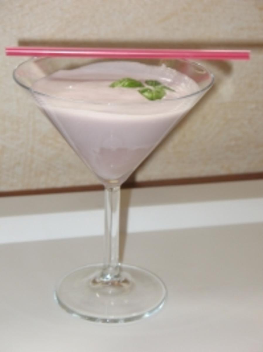 Cocktail "Violette dream" (alkoholfrei) - Rezept