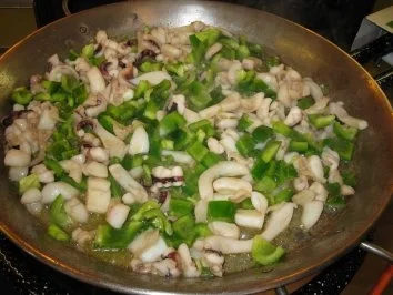 Toni's Arroz Negro  -  Toni's Paella Negra - Rezept - Bild Nr. 5