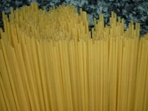 Cabanossi-Mungobohnen-Pfanne an Spaghetti - Rezept - Bild Nr. 3