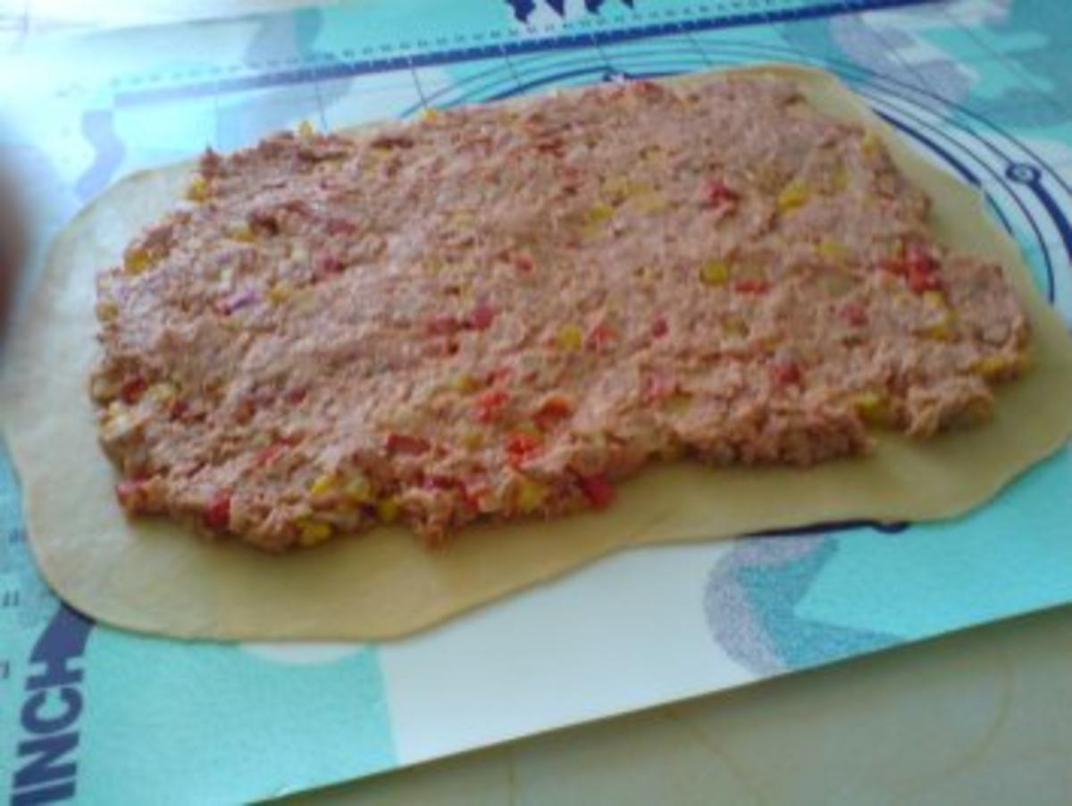 Gebackener Hackfleischstrudel - Rezept - Bild Nr. 2