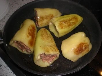 Spitzpaprika mit Fleischfüllung aus dem Ofen - Rezept - Bild Nr. 4