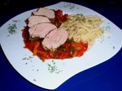 Schweinefilet auf Paprikagemüse und Maccheroninudeln - Rezept