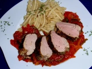 Schweinefilet auf Paprikagemüse und Maccheroninudeln - Rezept - Bild Nr. 10