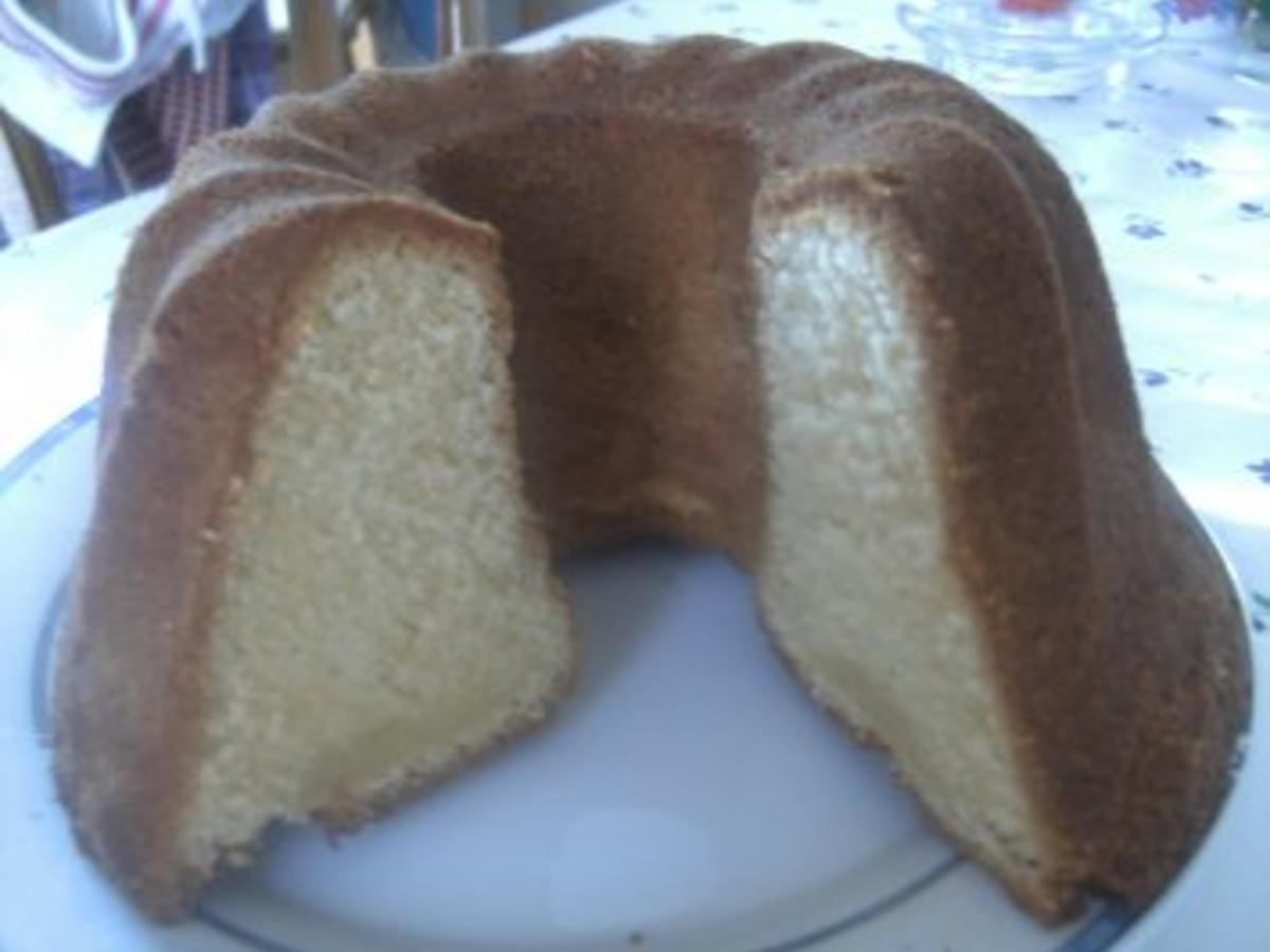 Königskuchen mit Orangen-Zitronen-Geschmack - Rezept - kochbar.de