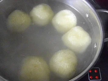 Rezept: Putenunterkeulen in Schwarzbiersoße Bild Nr. 15 Putenunterkeulen in Schwarzbiersoße - Rezept - Bild Nr. 15