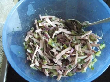 Rezept: Wurstsalat norddeutsch Bild Nr. 4 Wurstsalat norddeutsch - Rezept - Bild Nr. 4