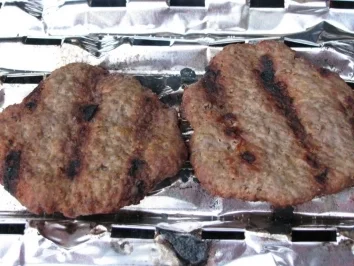 Verschieden belegte Hamburger - Rezept - Bild Nr. 4