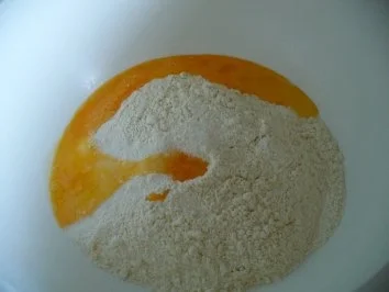 Hefeklöße mit Heidelbeeren. - Rezept - Bild Nr. 4